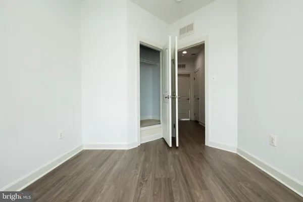 $3,300 | 336 Grand Street, Gaithersburg, MD 20878
