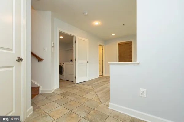$3,300 | 336 Grand Street, Gaithersburg, MD 20878