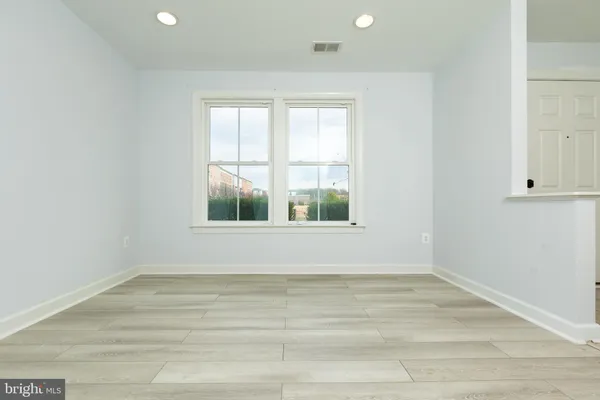 $3,300 | 336 Grand Street, Gaithersburg, MD 20878