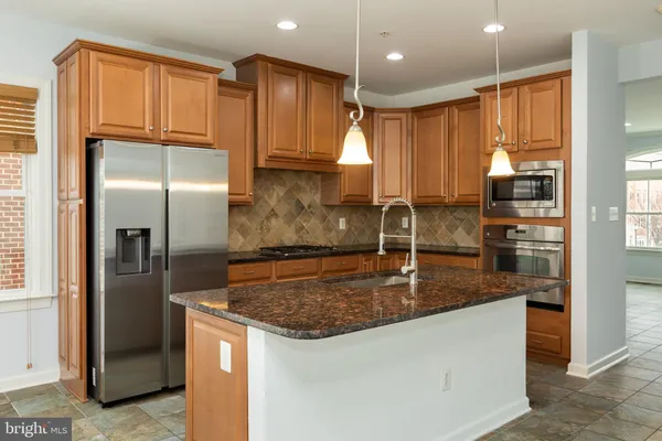 $3,300 | 336 Grand Street, Gaithersburg, MD 20878