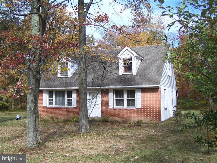 1015 Callowhill Road Perkasie, PA 18944 - Photo 3 of 8