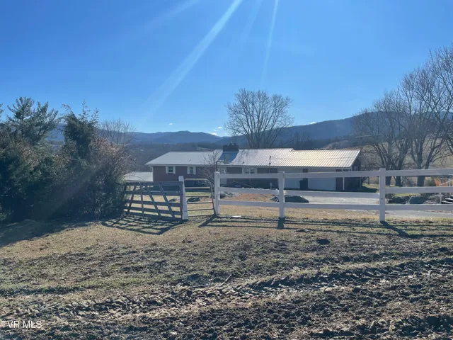$775,000 | 8893 Asheville Highway, Greeneville, TN 37743