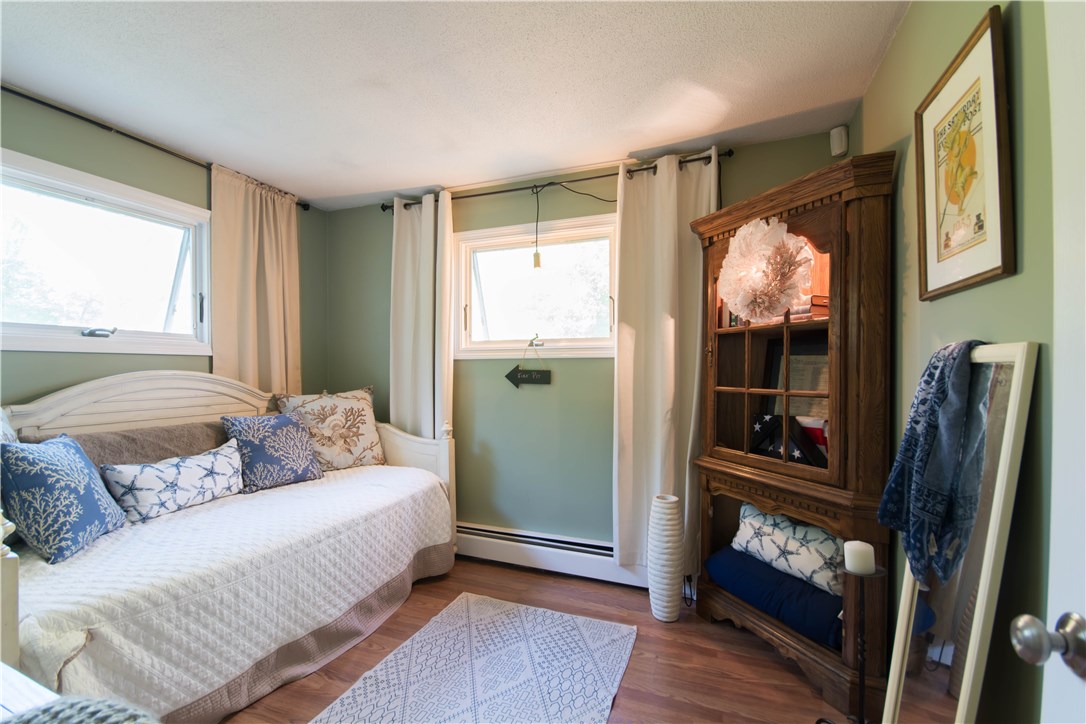 215 King Road Tiverton, RI 02878 - Photo 29 of 40