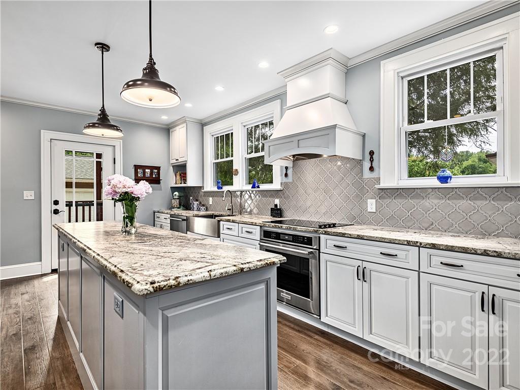 139 Reed Street Asheville, NC 28803 - Photo 11 of 41 Gallery Image 11