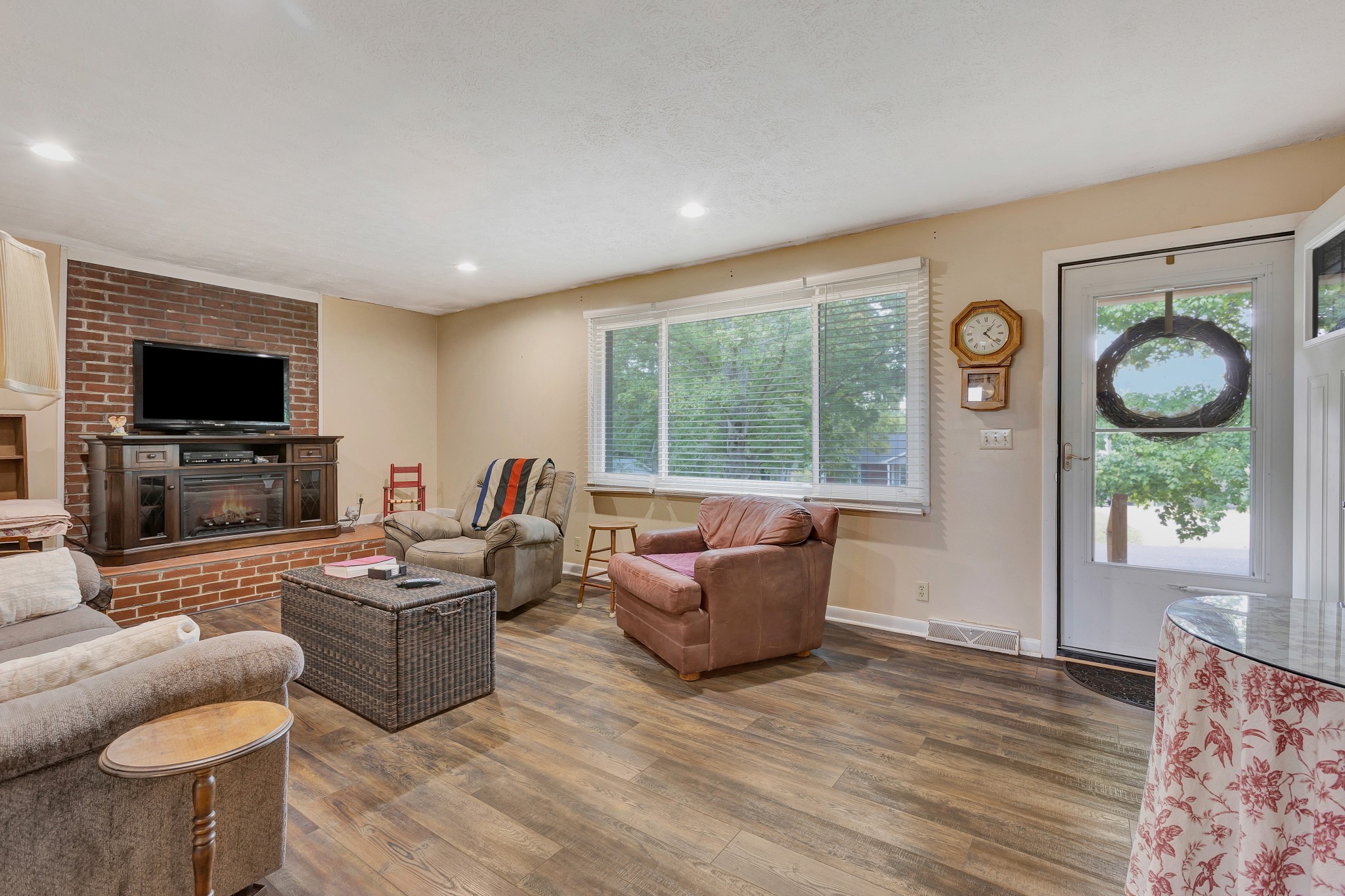 2009 Ridgecrest Circle Dickson, TN 37055 - Photo 12 of 41 Gallery Image 12