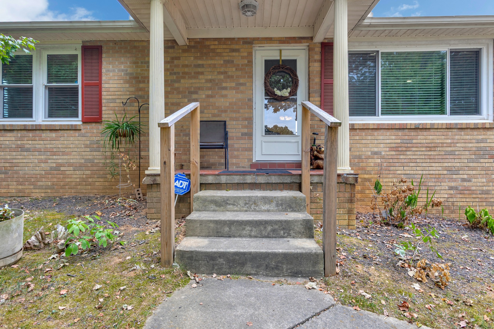 2009 Ridgecrest Circle Dickson, TN 37055 - Photo 6 of 41 Gallery Image 6