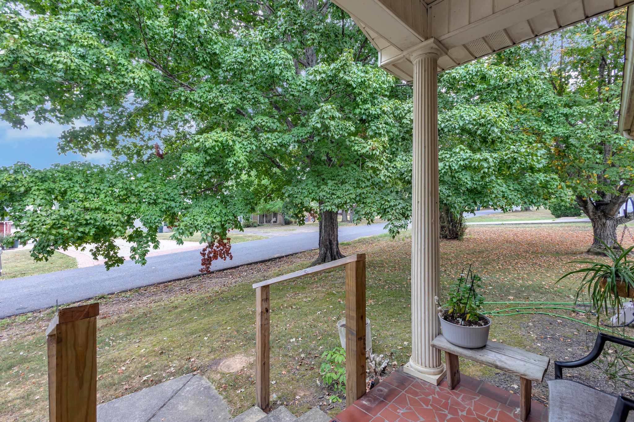 2009 Ridgecrest Circle Dickson, TN 37055 - Photo 8 of 41 Gallery Image 8