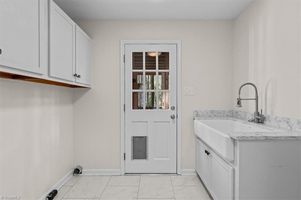 1008 Browning Road Greensboro, NC 27410 - Photo 31 of 48
