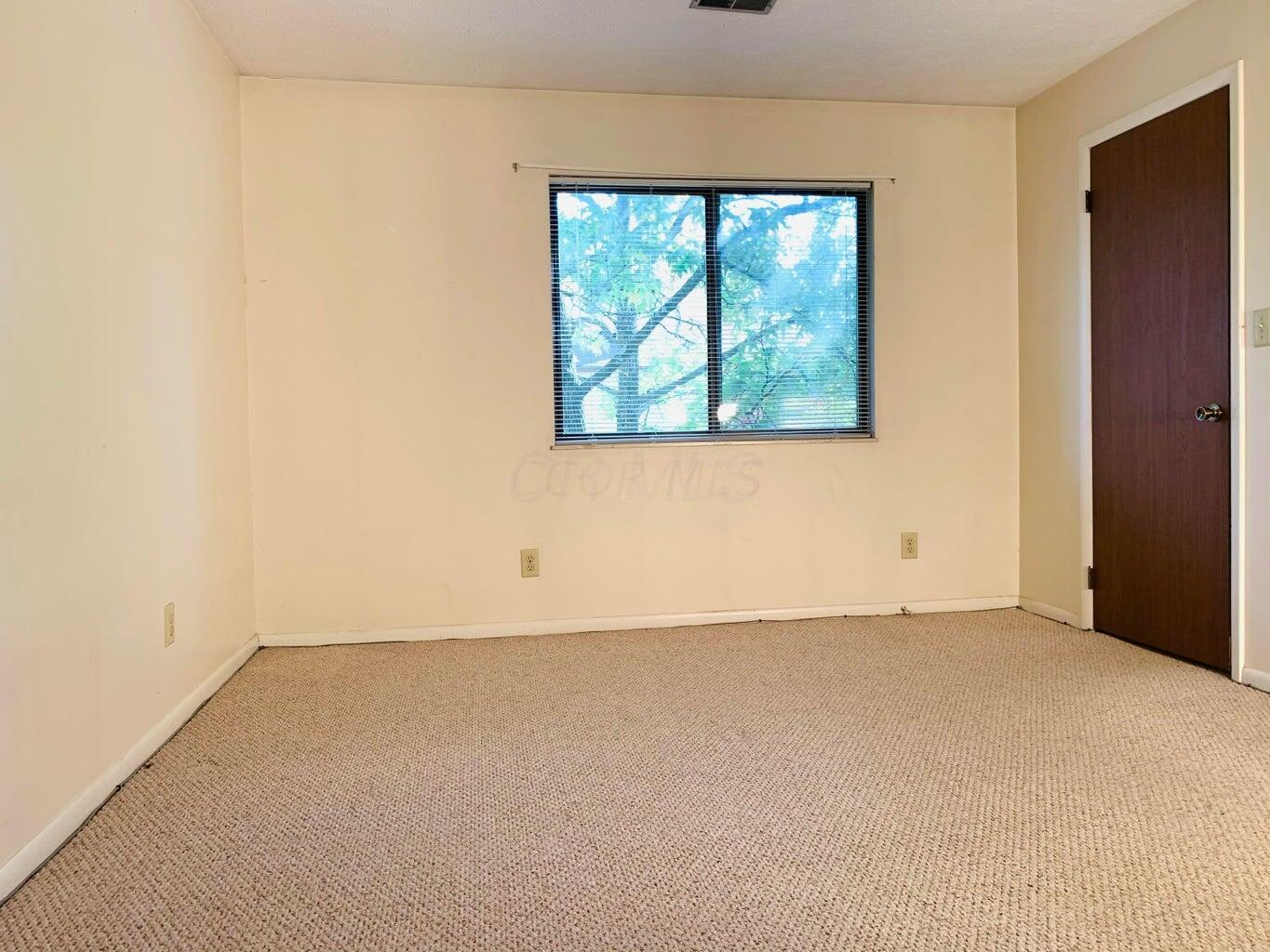 2188 Hedgerow Road, Unit 2188G Columbus, OH 43220 - Photo 9 of 26 Master bedroom 2