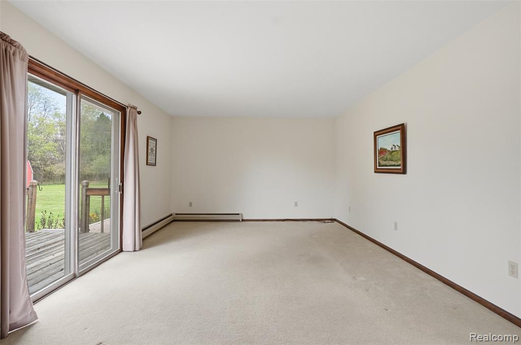 6080 West Coon Lake Road Howell, MI 48843 - Photo 15 of 34