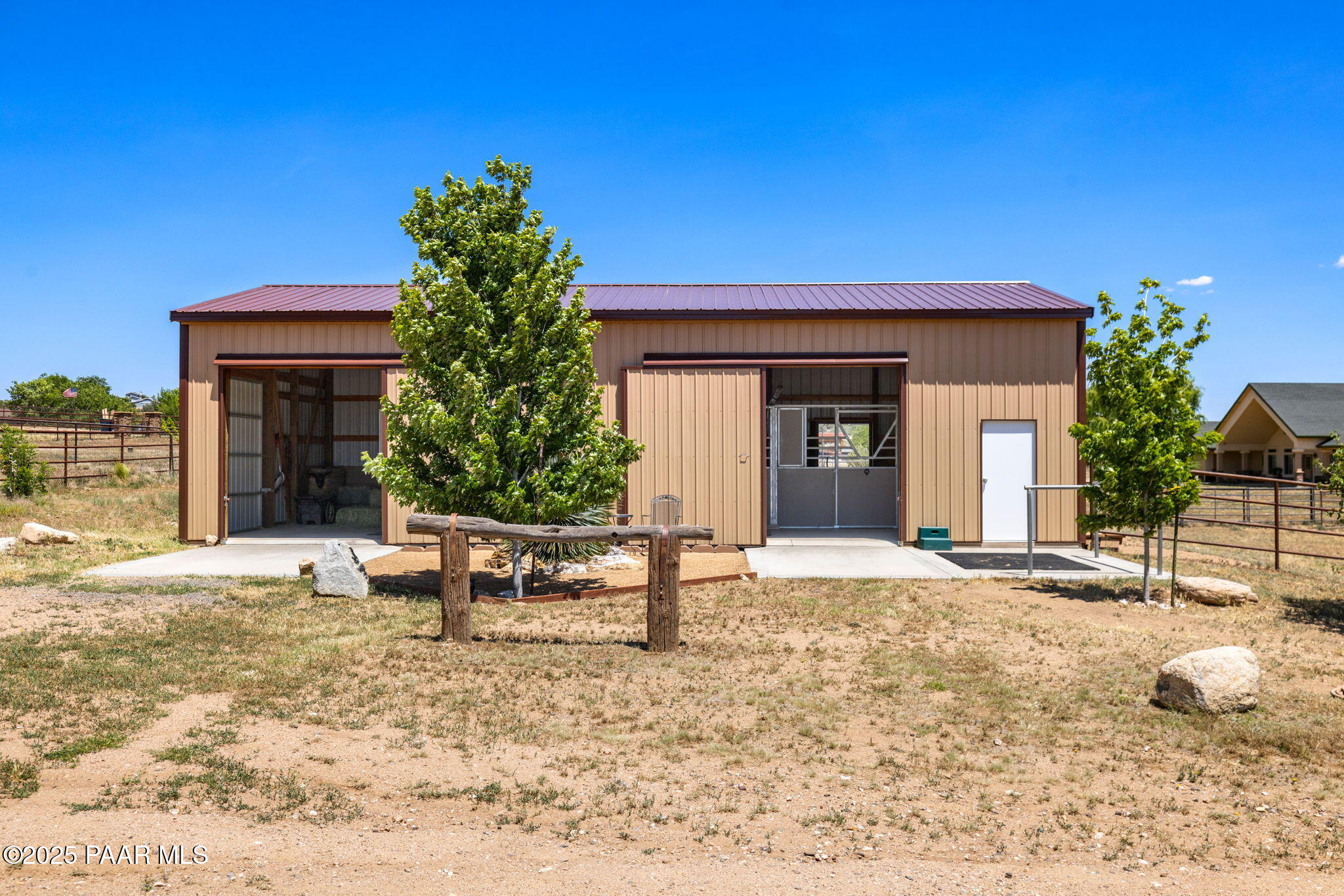 5475 West Stazenski Road Prescott, AZ 86305 - Photo 51 of 73 50-Barn (8)