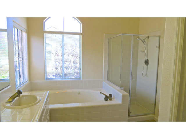 17677 River Run Road Salinas, CA 93908 - Photo 7 of 15 Gallery Image 7