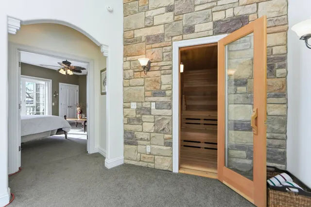 $999,900 | 82 EMS B6C Lane, Leesburg, IN 46538