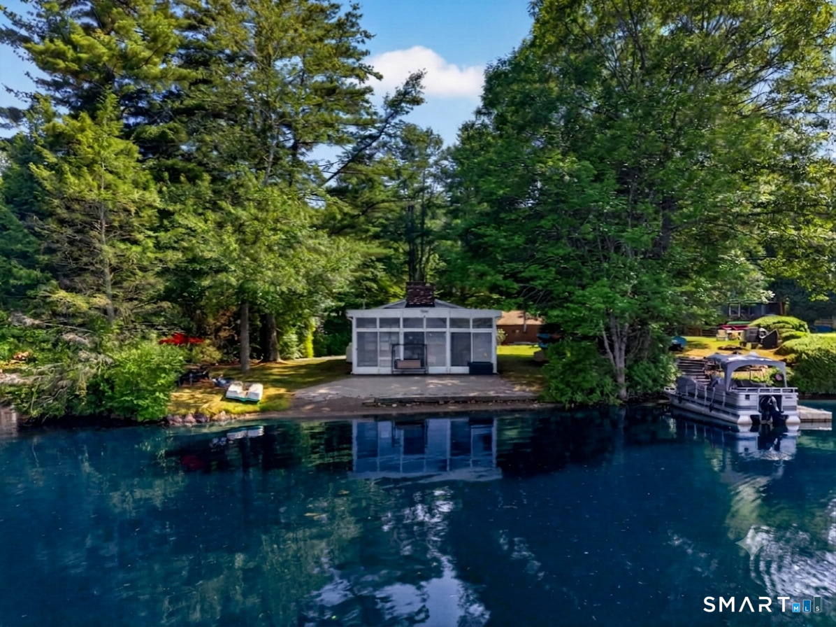 322 Lakeside Drive Lebanon, CT 06249 - Photo 10 of 40