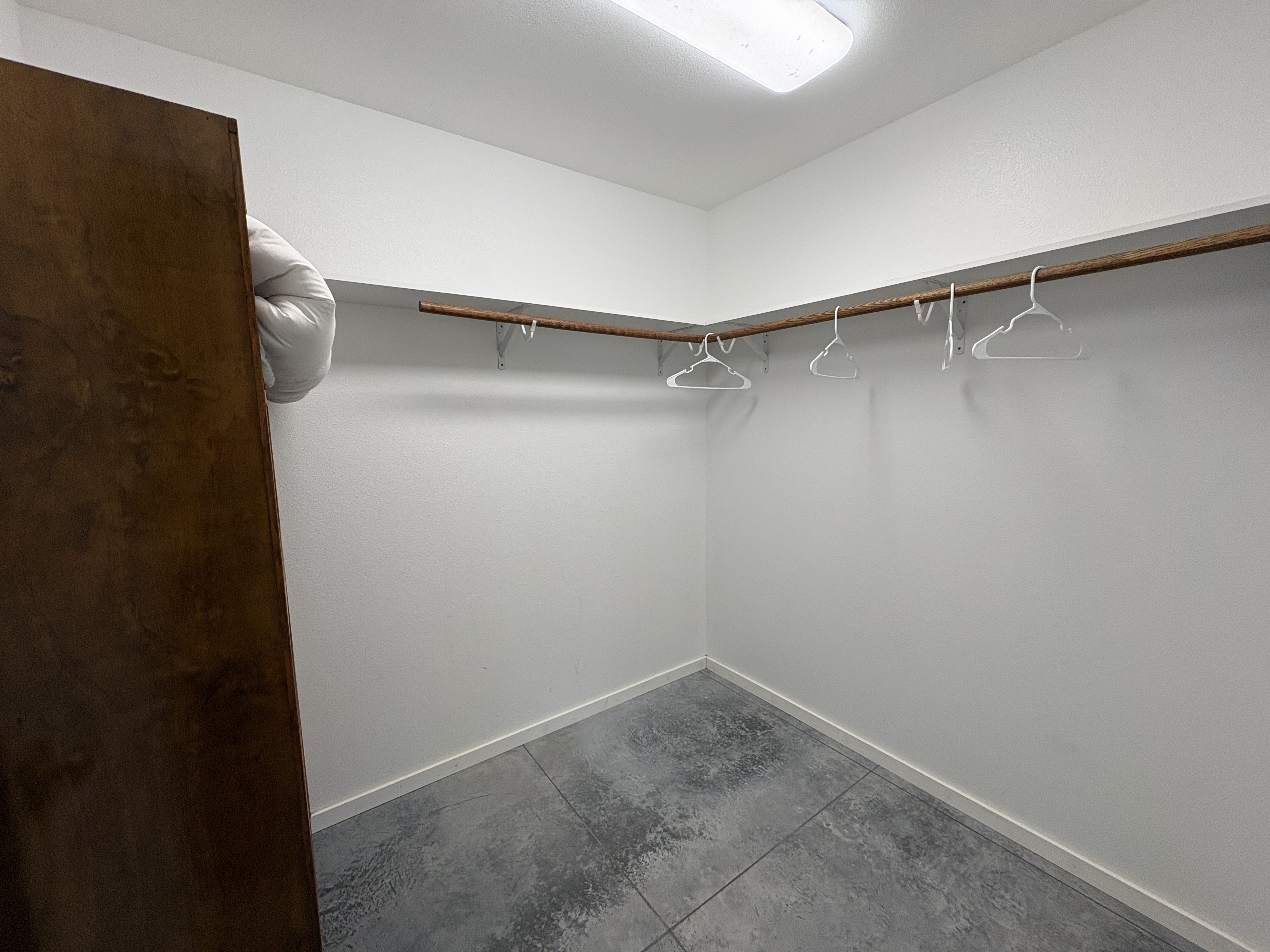 11-3083 Kaleponi Road Mountain View, HI 96771 - Photo 10 of 28 a view of an empty walk in closet
