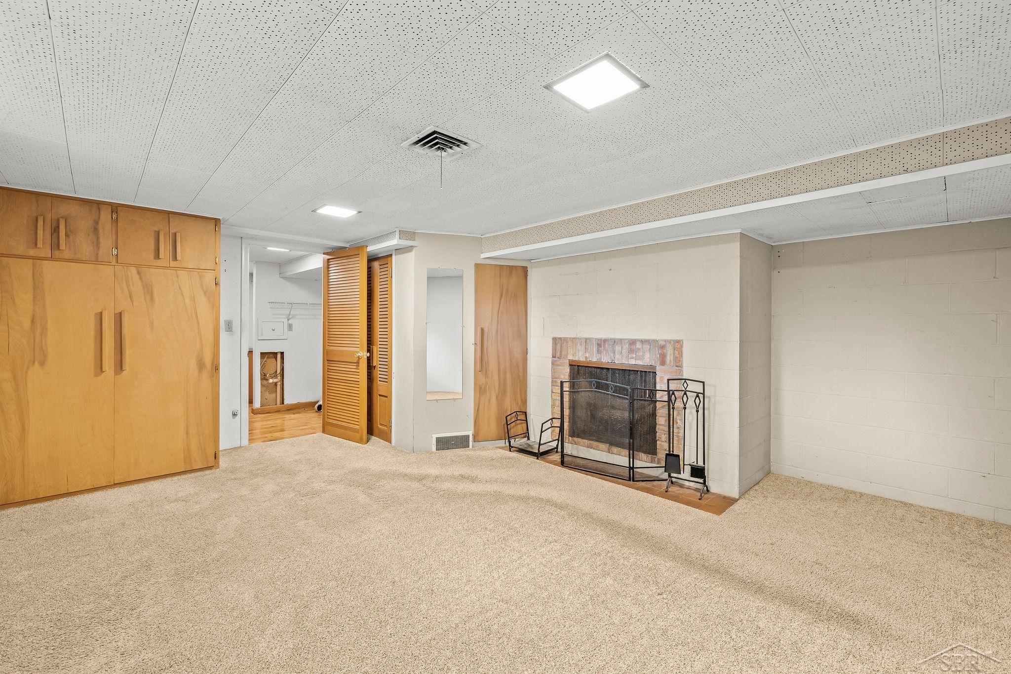 816 East Sugnet Road Midland, MI 48642 - Photo 17 of 32 50112033-16.JPG