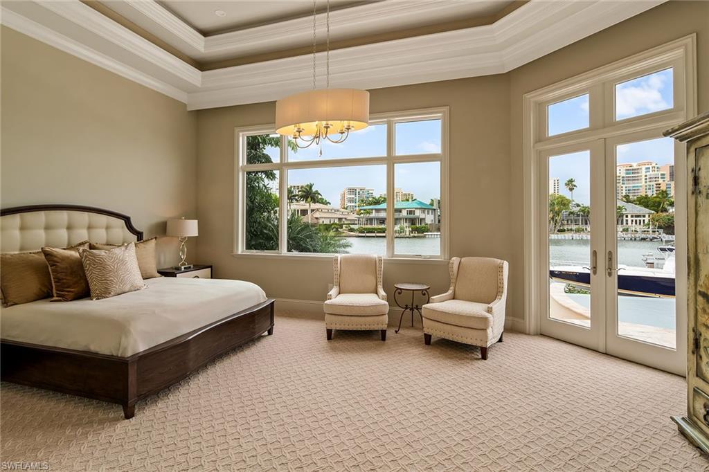4221 Crayton Road Naples, FL 34103 - Photo 12 of 18 Gallery Image 12