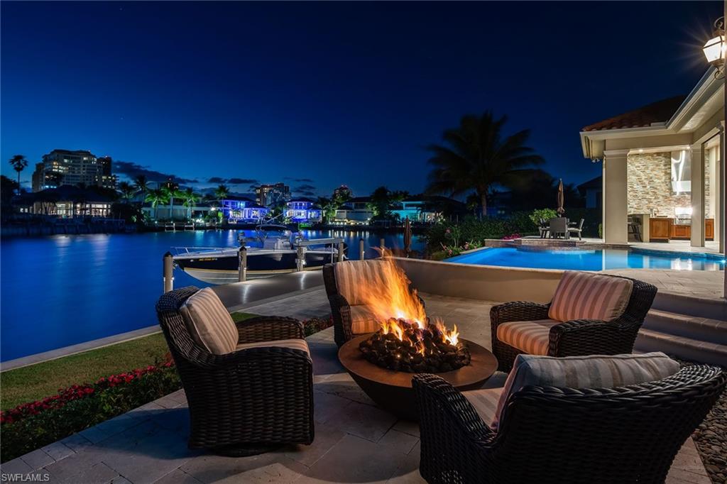 4221 Crayton Road Naples, FL 34103 - Photo 2 of 18 Gallery Image 2