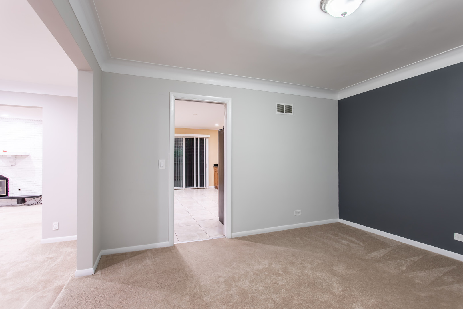 700 Marcella Road Des Plaines, IL 60016 - Photo 13 of 38