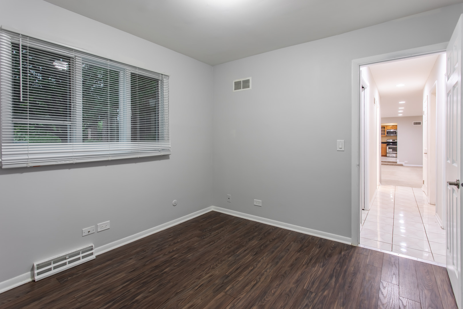 700 Marcella Road Des Plaines, IL 60016 - Photo 18 of 38