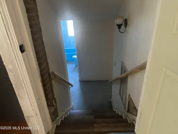 $95,000 | 927 Royal Oak Drive, Jackson, MS 39209