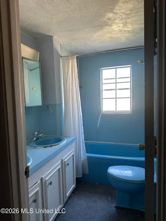 $95,000 | 927 Royal Oak Drive, Jackson, MS 39209