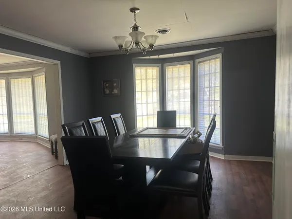 $95,000 | 927 Royal Oak Drive, Jackson, MS 39209