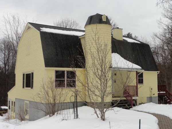 260 South Row Road Townsend, MA 01469 - Photo 1 of 27