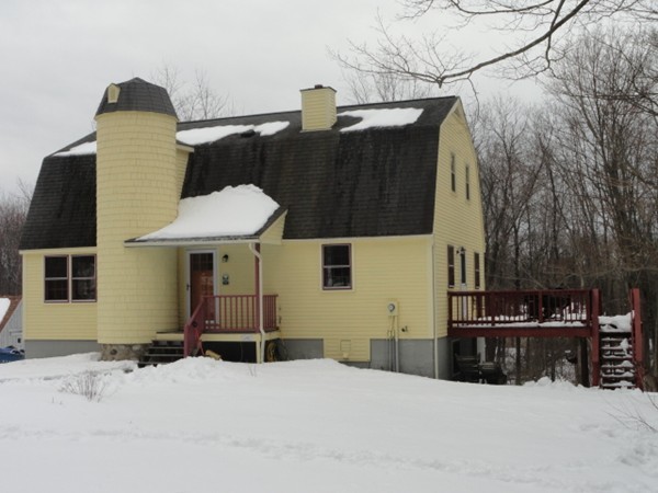 260 South Row Road Townsend, MA 01469 - Photo 2 of 27