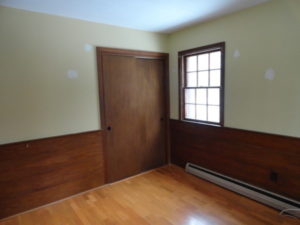 260 South Row Road Townsend, MA 01469 - Photo 8 of 27