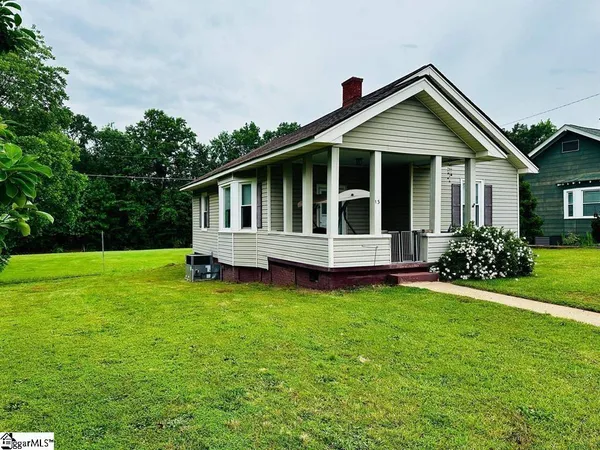 $195,000 | 13 Lawrence Street, Lyman, SC 29365