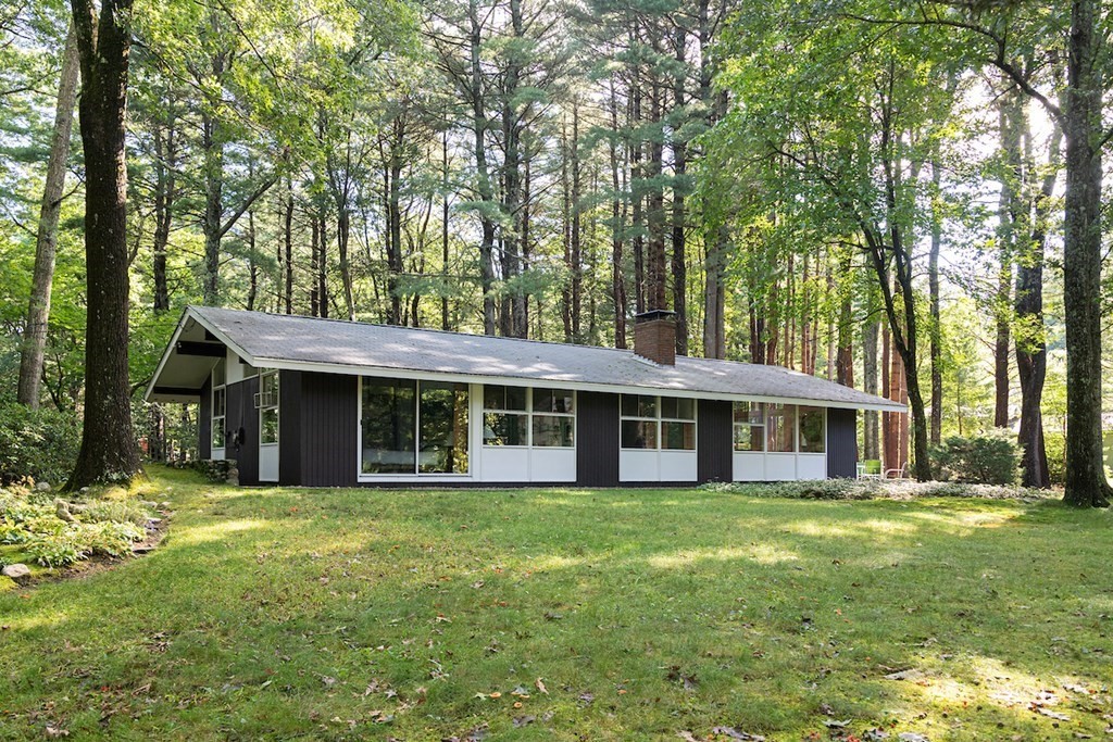 40 Turning Mill Road Lexington, MA 02420 - Photo 4 of 25