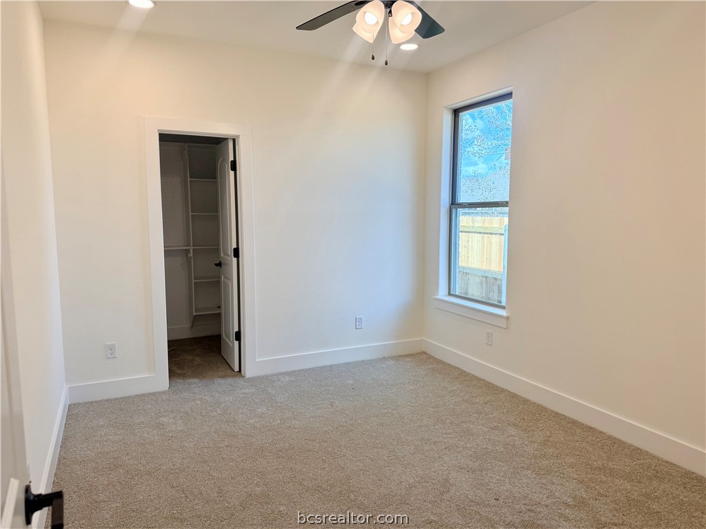 5074 Acadia Loop Bryan, TX 77802 - Photo 9 of 13 Gallery Image 9