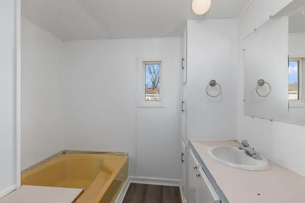 $39,900 | 8779 Country View Drive Northwest, Sparta, MI 49345