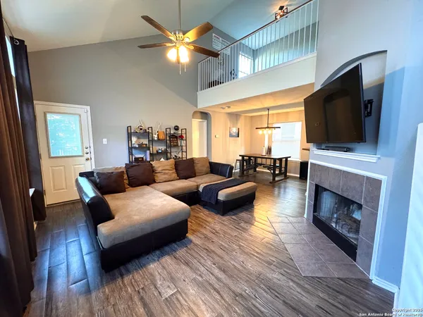 $2,200 | 6914 Sandy Point Drive, San Antonio, TX 78244