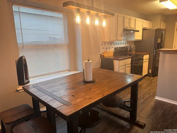 $2,200 | 6914 Sandy Point Drive, San Antonio, TX 78244