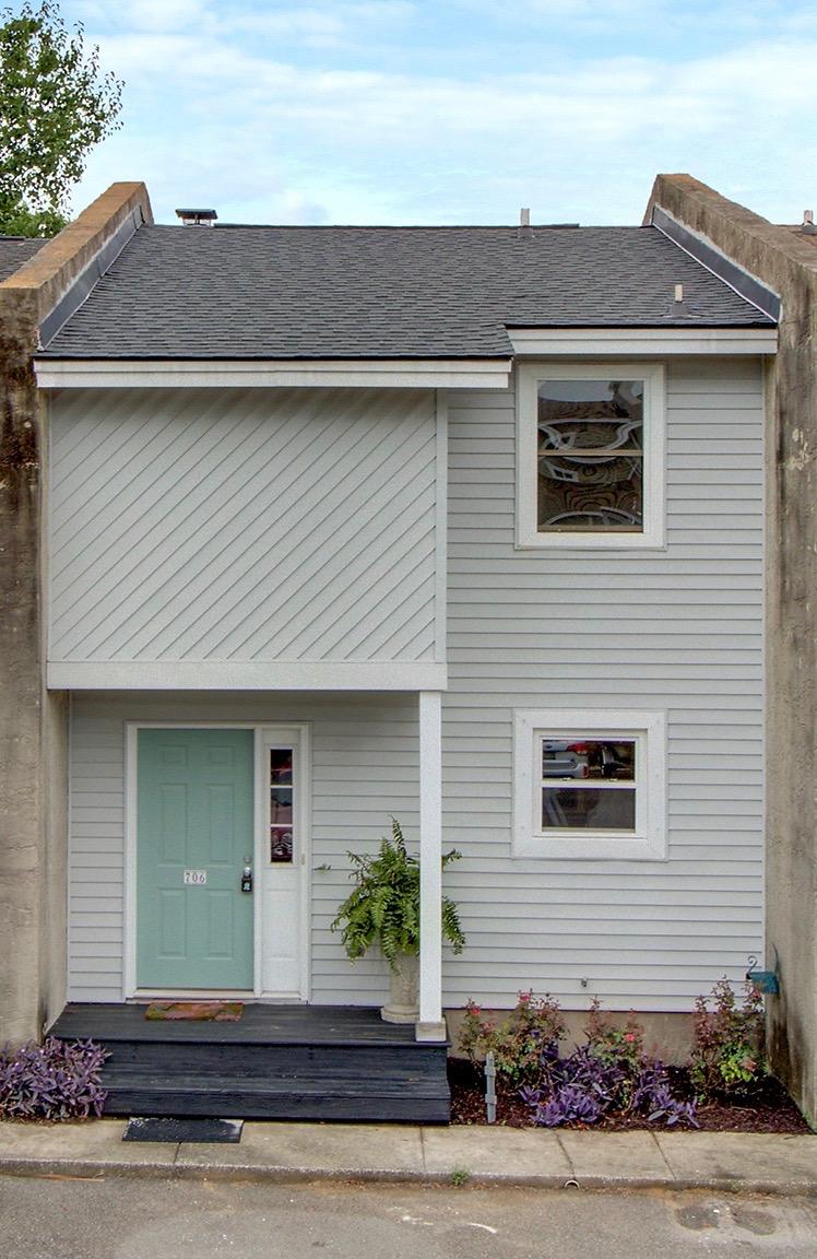 706 Nora Lane Mount Pleasant, SC 29464 - Photo 2 of 24 2