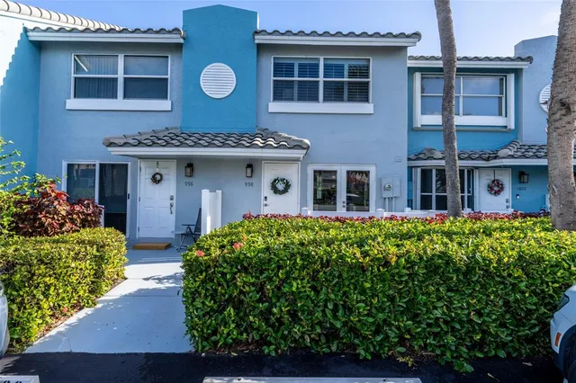 $449,000 | 998 Jeffery Street, Boca Raton, FL 33487