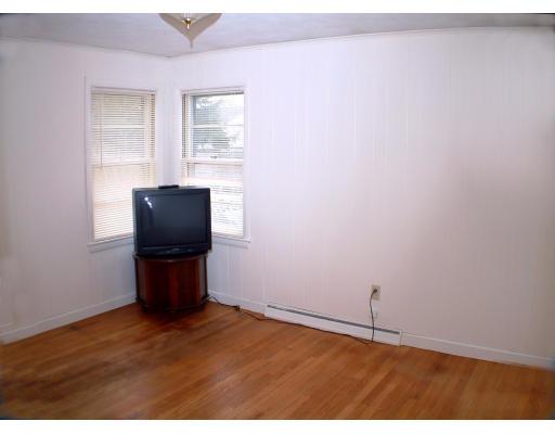 120 Colonial Road Lawrence, MA 01843 - Photo 5 of 8 Gallery Image 5