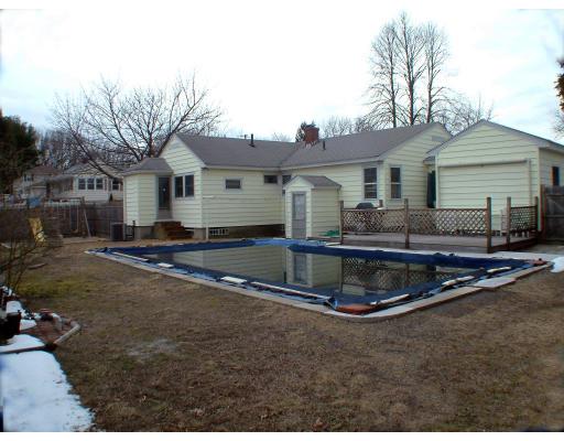 120 Colonial Road Lawrence, MA 01843 - Photo 8 of 8 Gallery Image 8