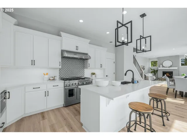 $1,049,950 | 17806 Northwest Layla Drive, Unit LOT 23, Portland, OR 97229