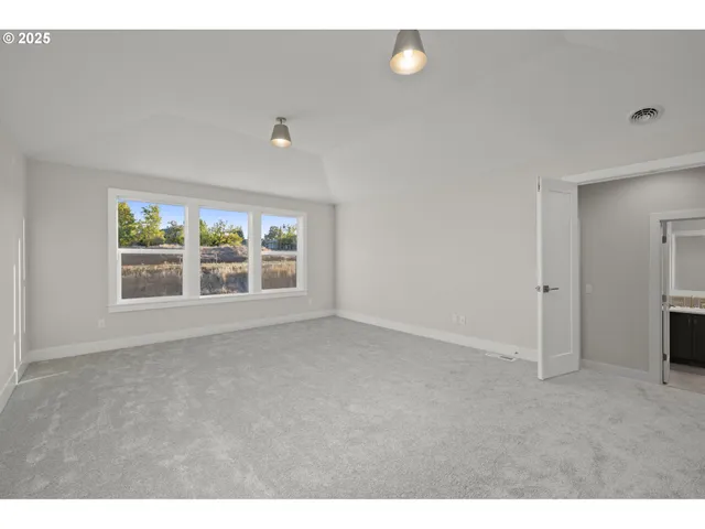 $1,049,950 | 17806 Northwest Layla Drive, Unit LOT 23, Portland, OR 97229