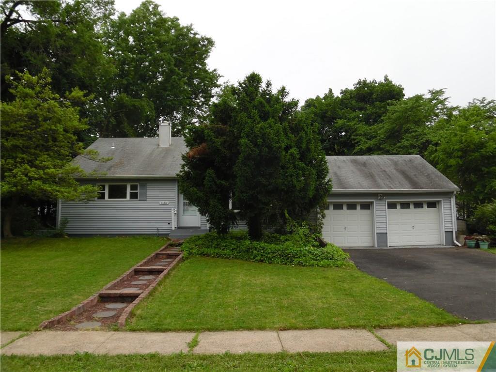 1440 Mohawk Road North Brunswick, NJ 08902 - Photo 2 of 17 Gallery Image 2