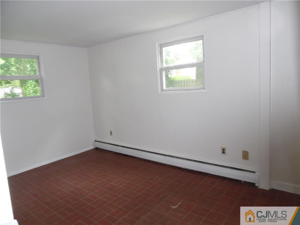 1440 Mohawk Road North Brunswick, NJ 08902 - Photo 14 of 17 Gallery Image 14