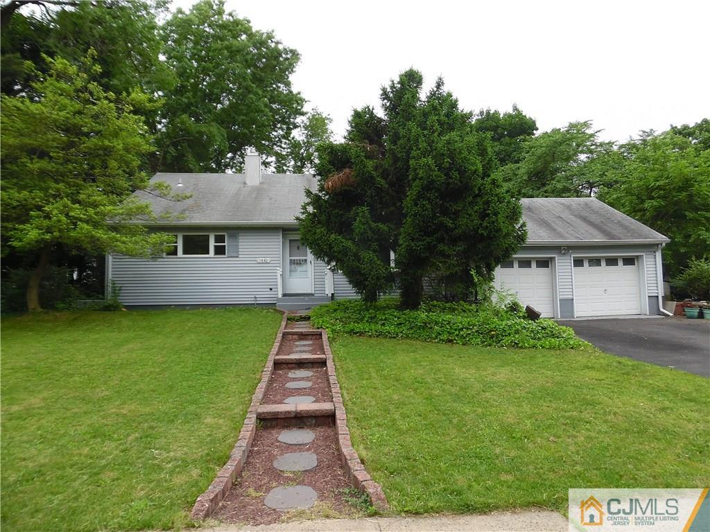 1440 Mohawk Road North Brunswick, NJ 08902 - Photo 3 of 17 Gallery Image 3