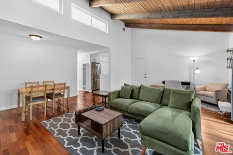 $3,700 | 5005 Stoney Creek Road, Unit 440, Culver City, CA 90230