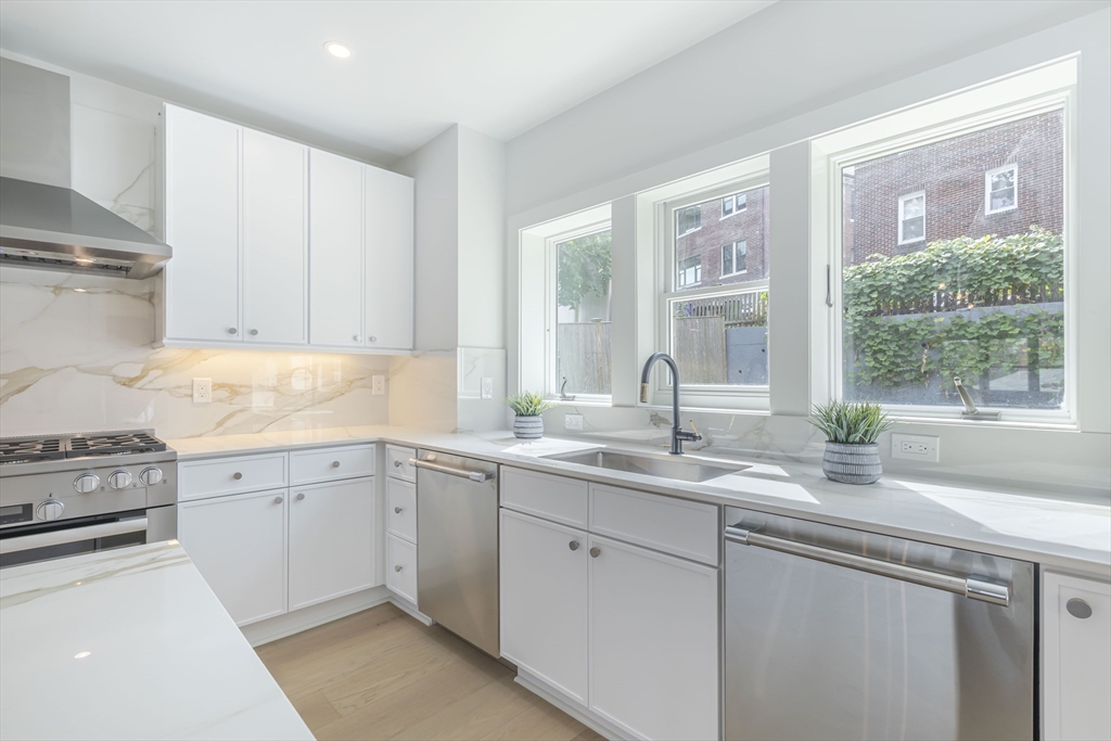 84 Winthrop Road Brookline, MA 02445 - Photo 13 of 42