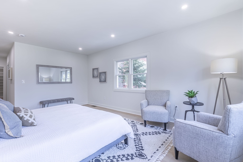 84 Winthrop Road Brookline, MA 02445 - Photo 24 of 42