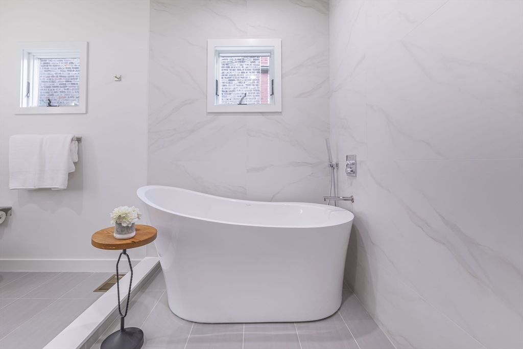 84 Winthrop Road Brookline, MA 02445 - Photo 27 of 42