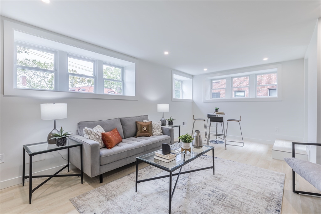 84 Winthrop Road Brookline, MA 02445 - Photo 33 of 42